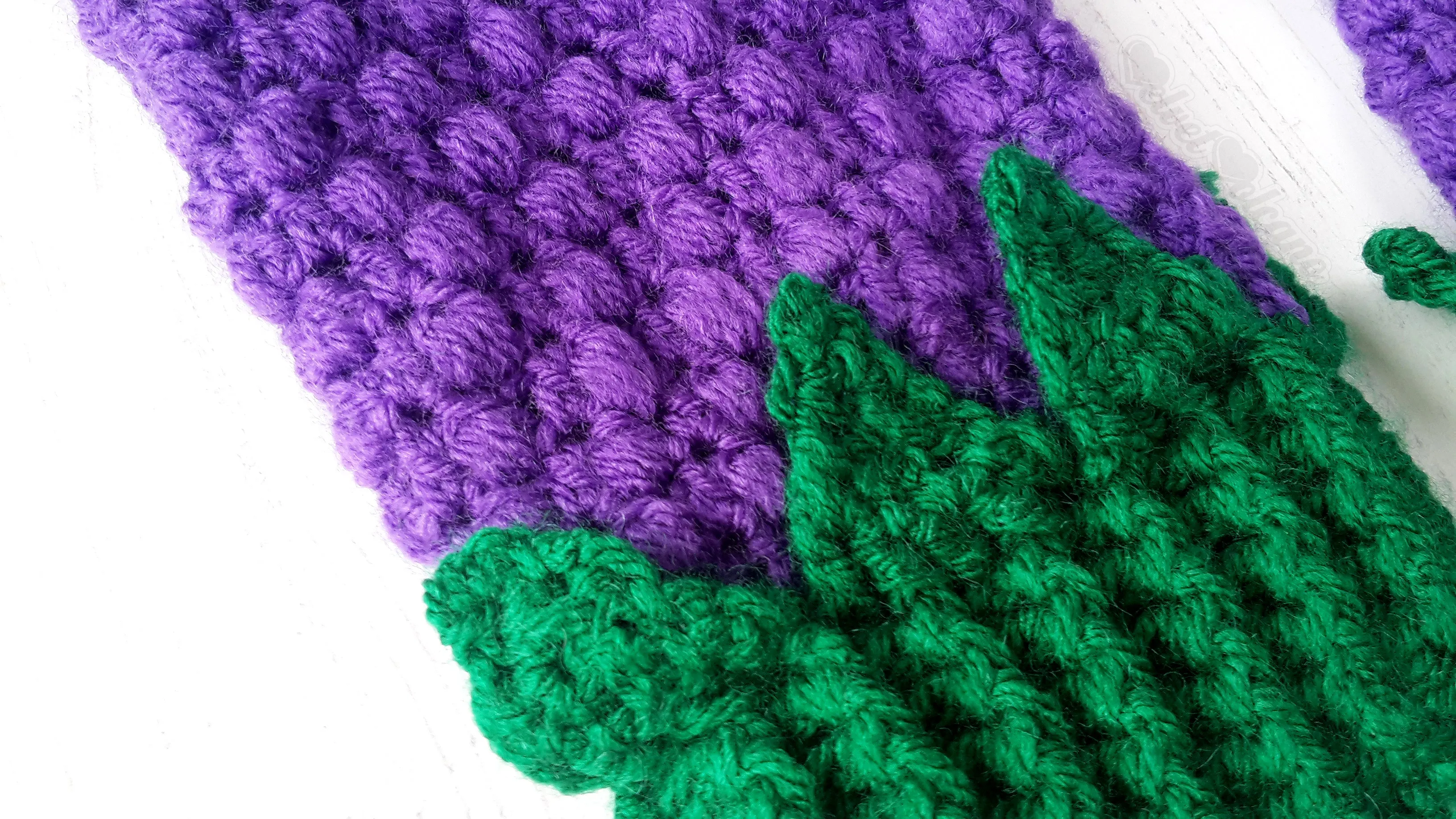 Blackberry Fingerless Gloves