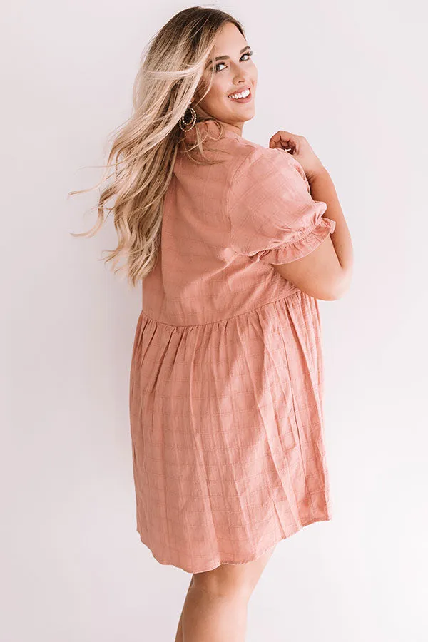 Brooklyn Luxe Babydoll Dress In Latte Curves