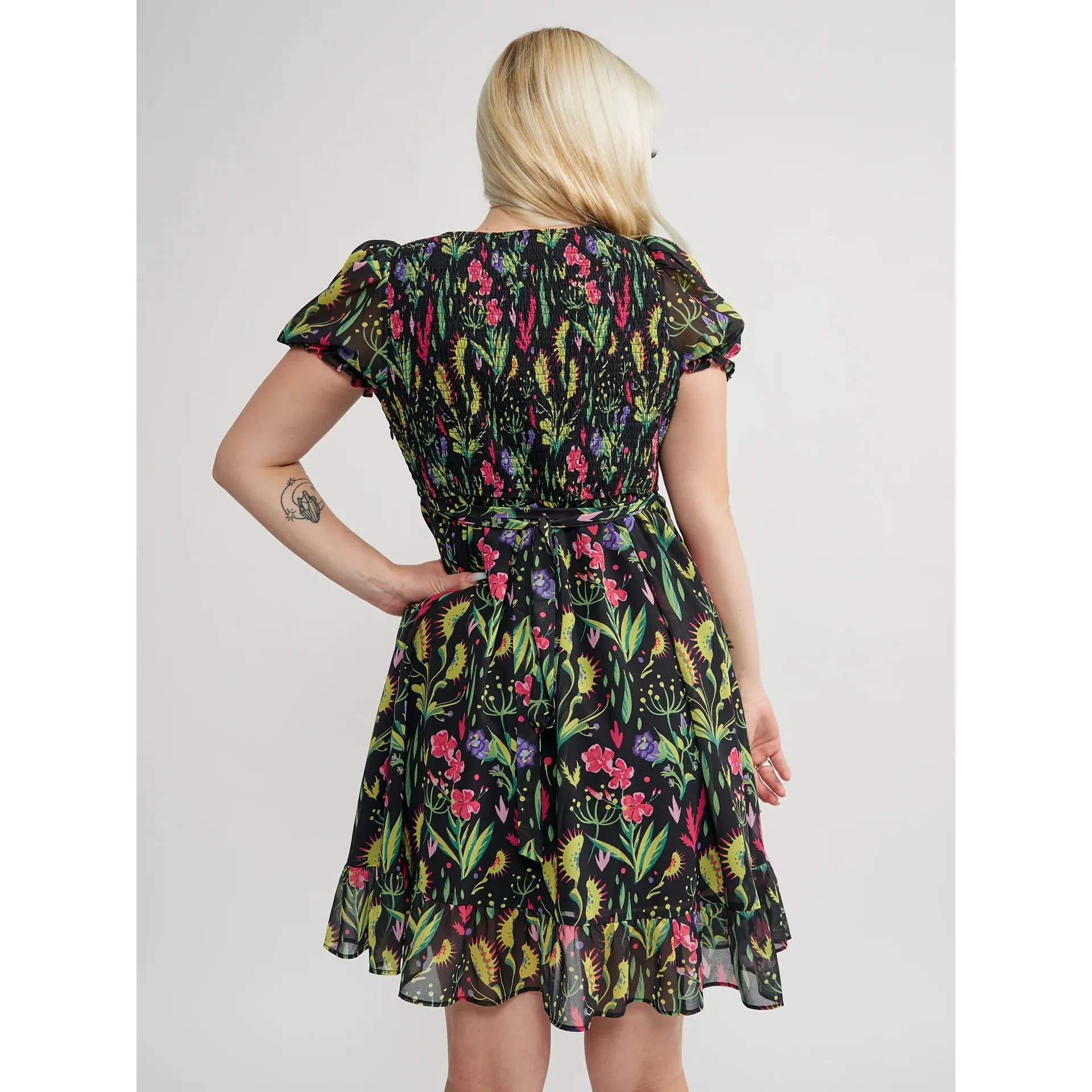 Deadly Beauties Cream Puff Mini Dress by Sourpuss