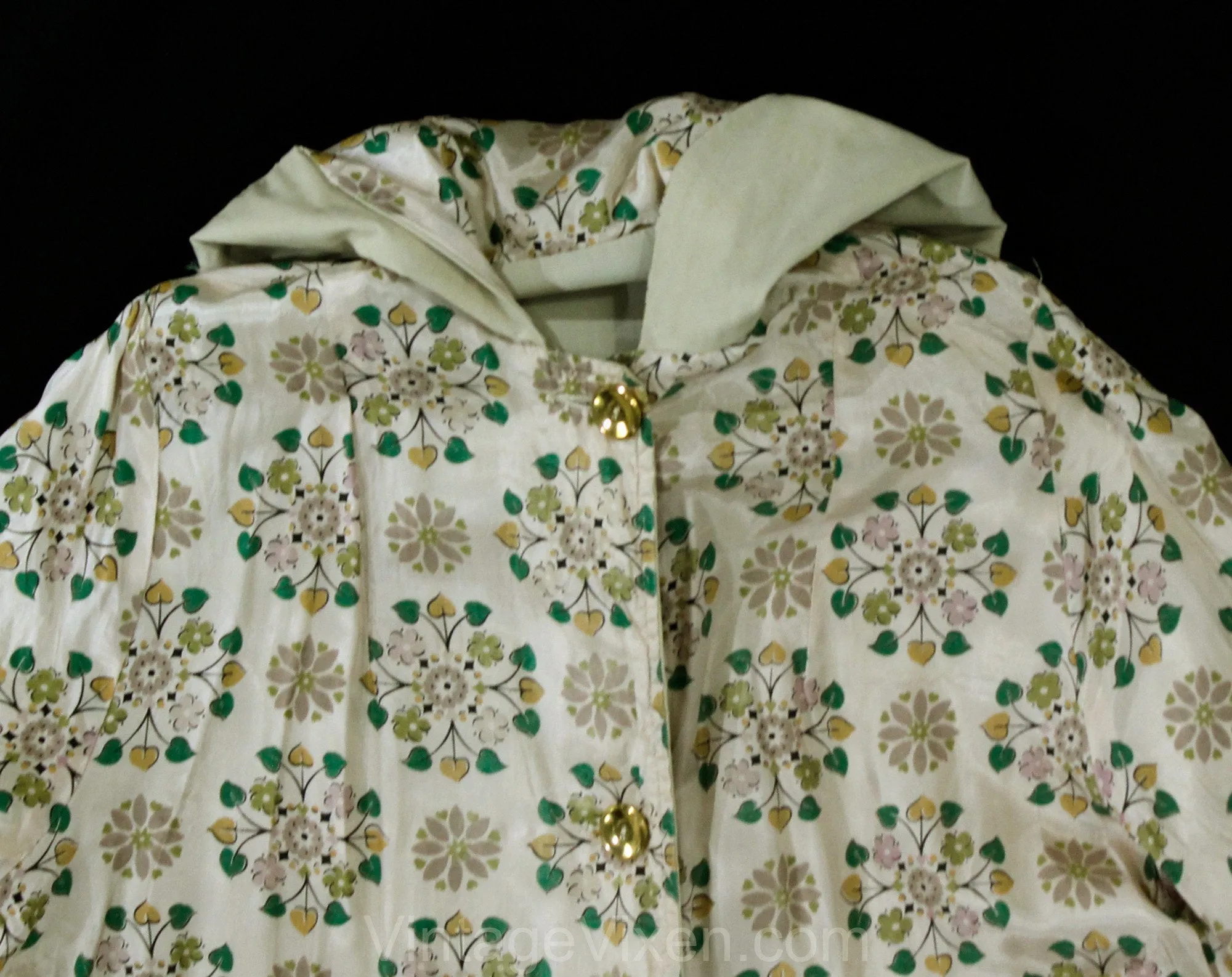 Girl's 1960s Raincoat - Reversible Child's Coat with Hood - 60s Preppy Khaki Tan Cotton & Medallion Print - Spring Rain Duster - Chest 39