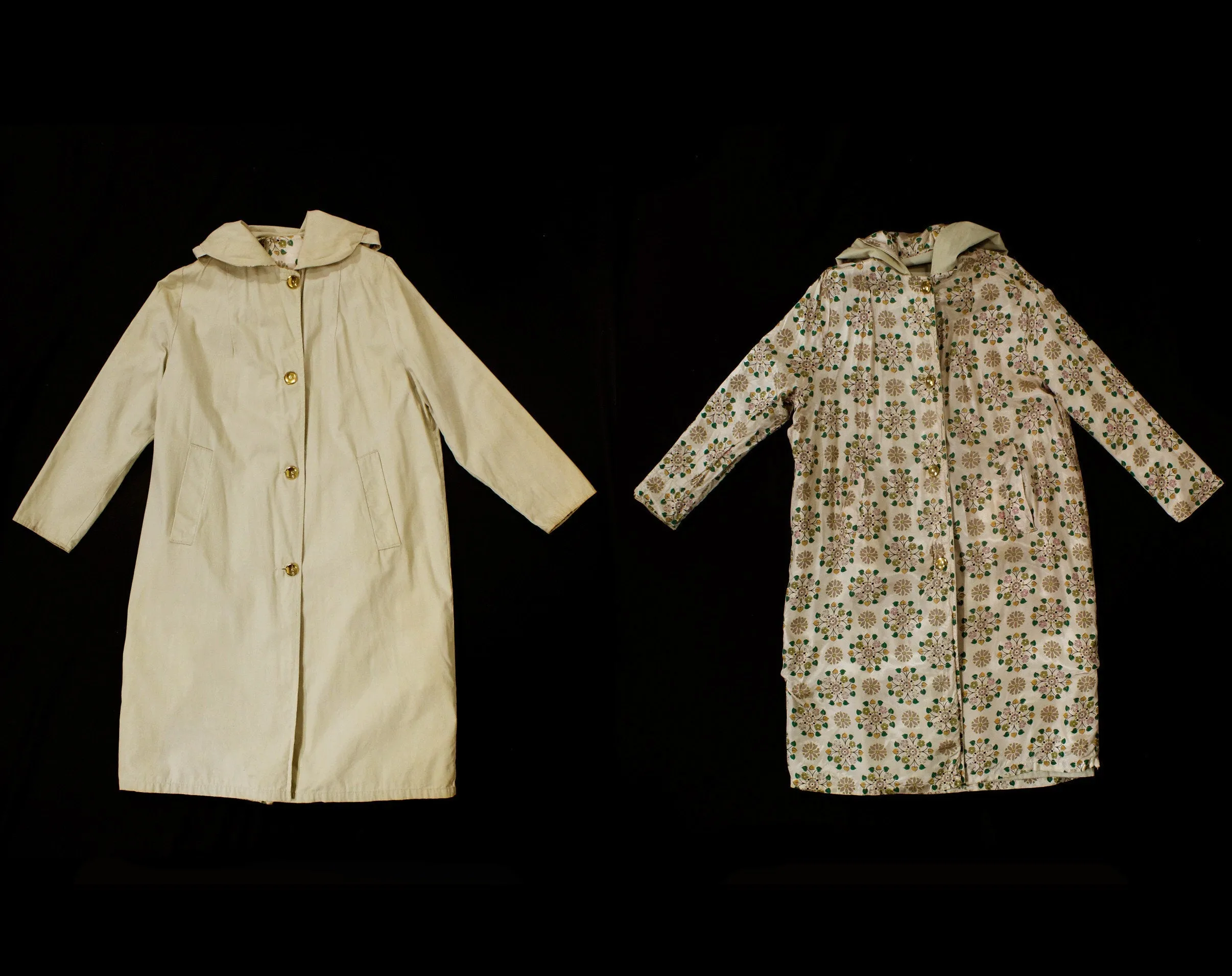 Girl's 1960s Raincoat - Reversible Child's Coat with Hood - 60s Preppy Khaki Tan Cotton & Medallion Print - Spring Rain Duster - Chest 39