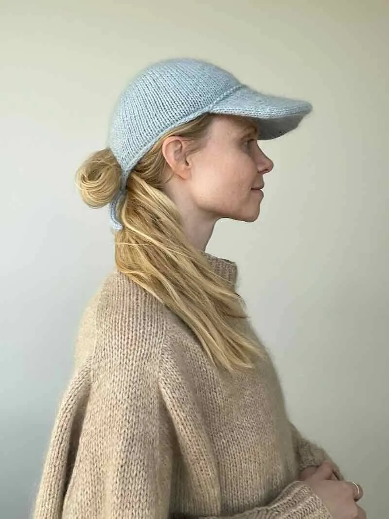 Pastel winter cap by Pastelkollektivet, knitting pattern