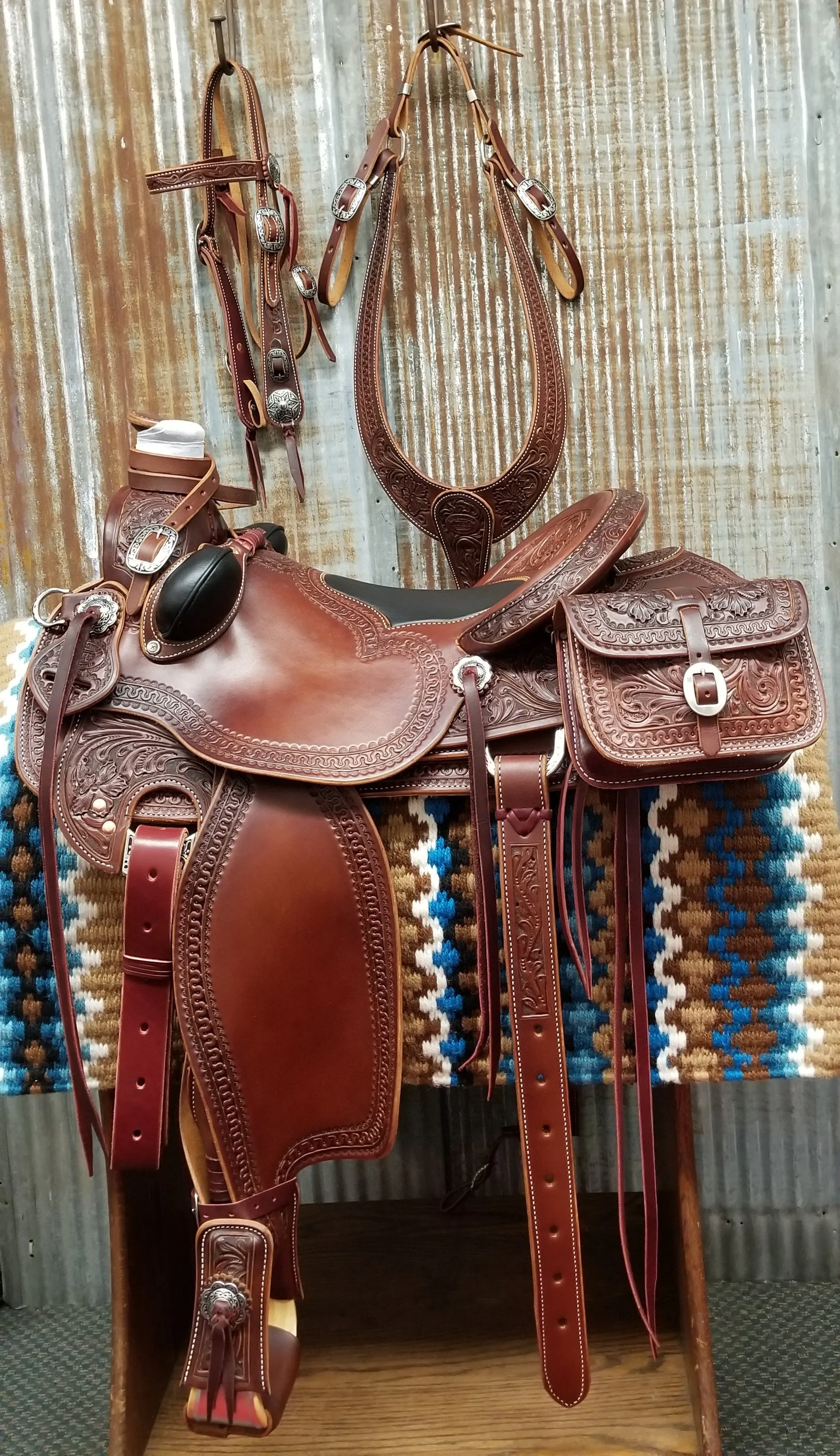 RW Bowman Exclusive B-Light Silver Saddle