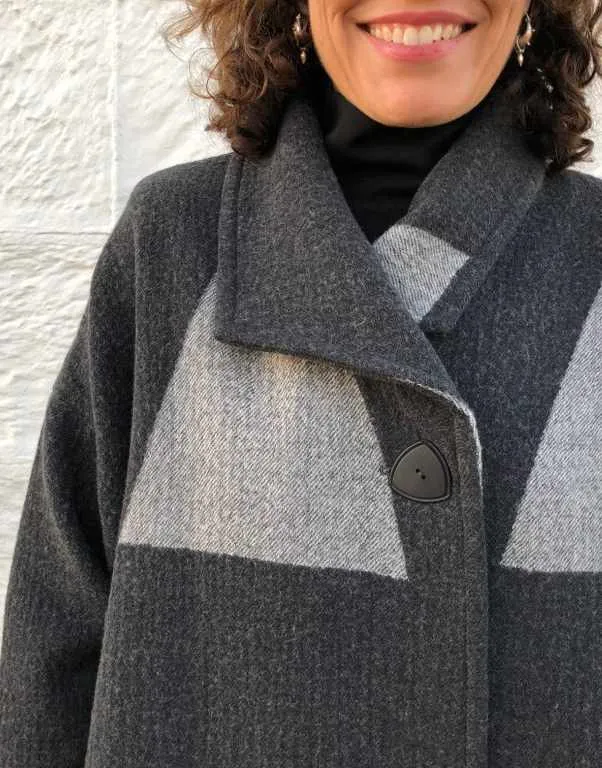 Soho Coat Sewing Pattern, Tessuti