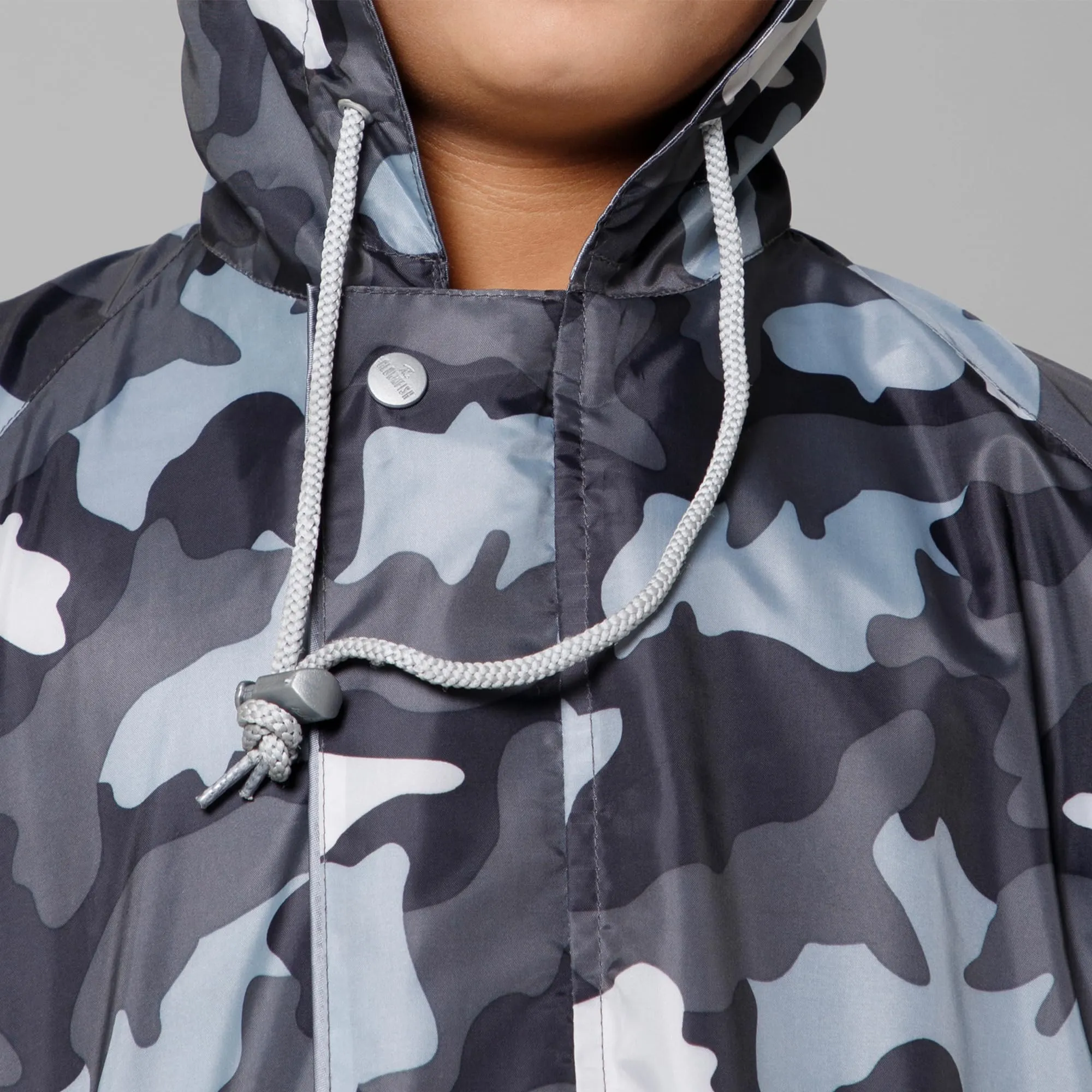 THE CLOWNFISH Comrad Series Kids Waterproof Nylon Double Coating Reversible Raincoat with Hood and Reflector Logo at Back. Set of Top and Bottom. Printed Plastic Pouch. Kid Age-8-10 years(Grey Camo)